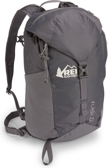 REI Co-op Flash 22